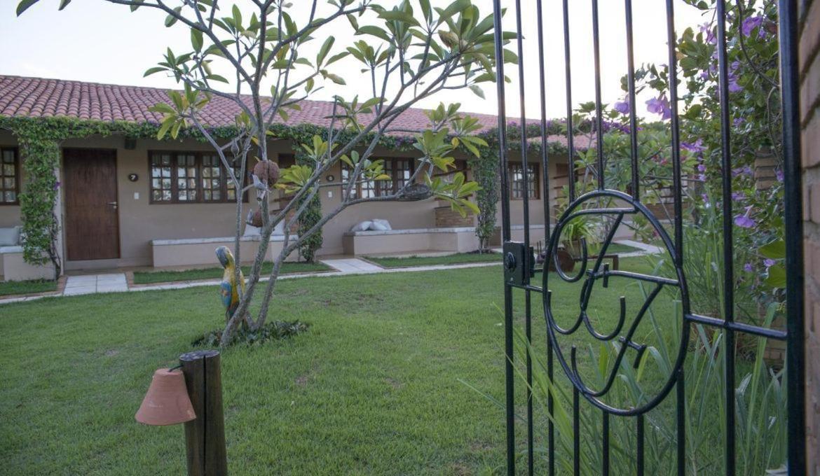Resort Fiore - Por Mme Hospitalidade Paripueira Eksteriør billede